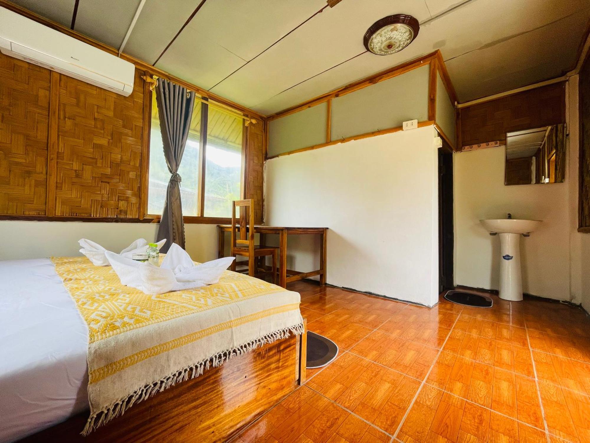 Nong Khiaw Ing Ing Mountain View Nongkhiaw Exterior foto
